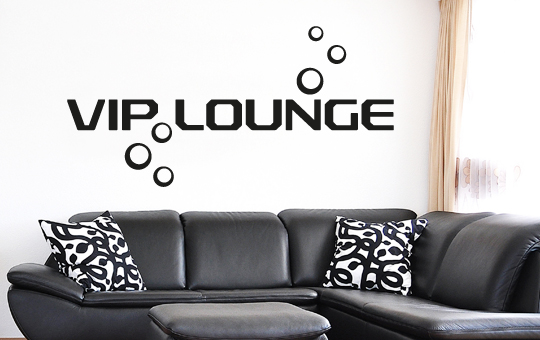 Wandtattoo Spruch VIP LOUNGE retro Style Cubes Wohnzimmer Sofa 